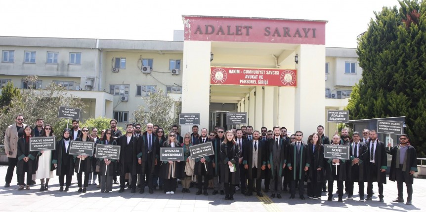 Yalnızca mesleğimizi yaptığımız için hedefteyiz