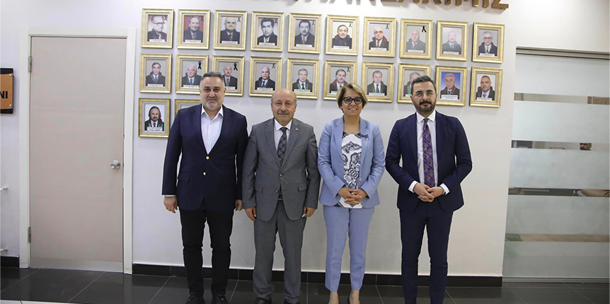 İl Göç Müdürü Latifoğlu'ndan Baro Başkanı Yıldız'a ziyaret