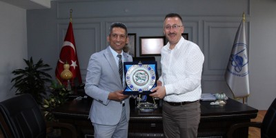 Burak’tan Işıksu’ya ziyaret: Adli Yardım Projesi konuşuldu