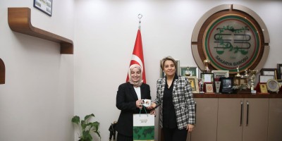 Sakarya İHH Kadın Biriminden Baro Başkanı Yıldız'a ziyaret