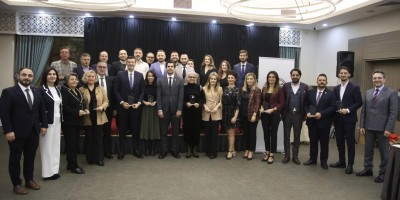 Sakarya Barosu'nun 55. döneminde görev alan avukatlara teşekkür plaketi verildi