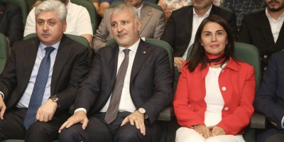 1999 Deprem Belgeselinin Galası ve Deprem Şehitlerini Anma Programı düzenlendi