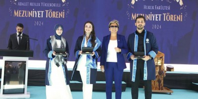 Baro Başkanı Yıldız Hukuk Fakültesi ve Adalet MYO mezunlarının mutluluğuna ortak oldu