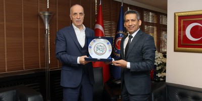 ‘Arabuluculuk görüşmelerinde işçiye zorunlu avukat atanmalı’